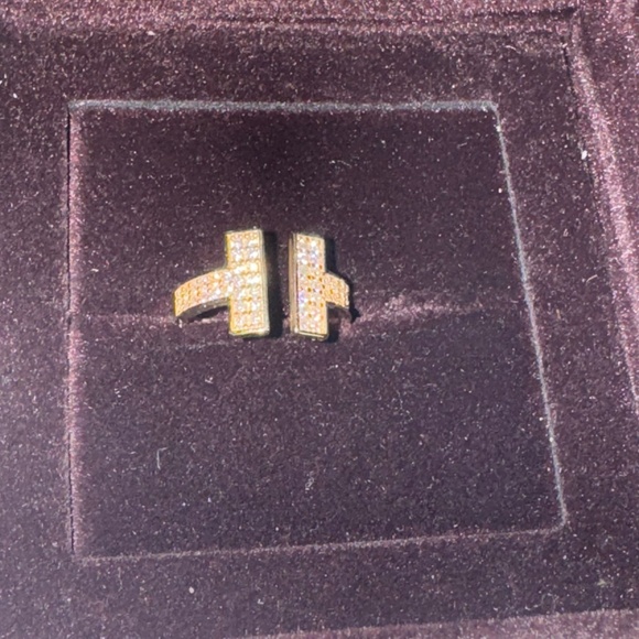 10K SOLID GOLD Luxury Design Ring for Women, Gift for her, Promise ring, SALE! - Picture 3 of 5